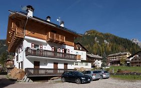 Appartamenti Cesa Soreie By Ama Val Di Fassa